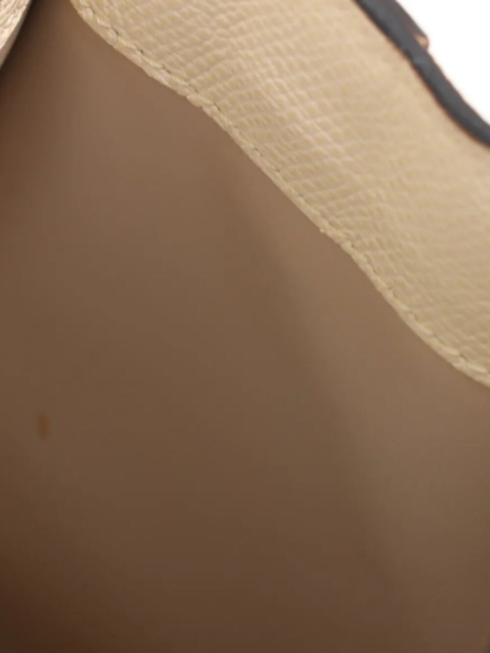 The Valextra Medium Iside Leather Two-Way Handbag in Beige is a refined and eleg - Picture 13 of 15